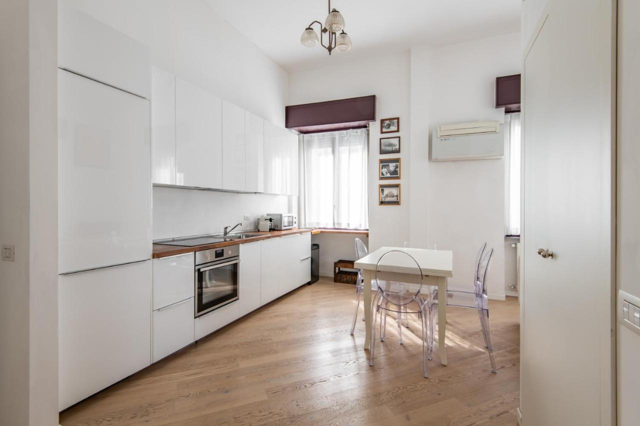 Easylife - Coccole E Comfort - Bilocale Caldo Ed Accogliente A Due Passi Dai Navigli E Metro Verde Milão Exterior foto